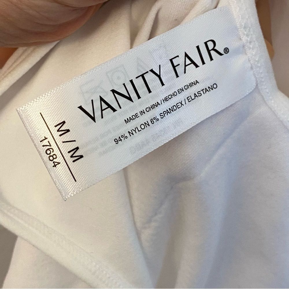 Vanity Fair Camisole Tops wide strap crew Tank Top Cami seamless white 17684 M - Picture 6 of 7